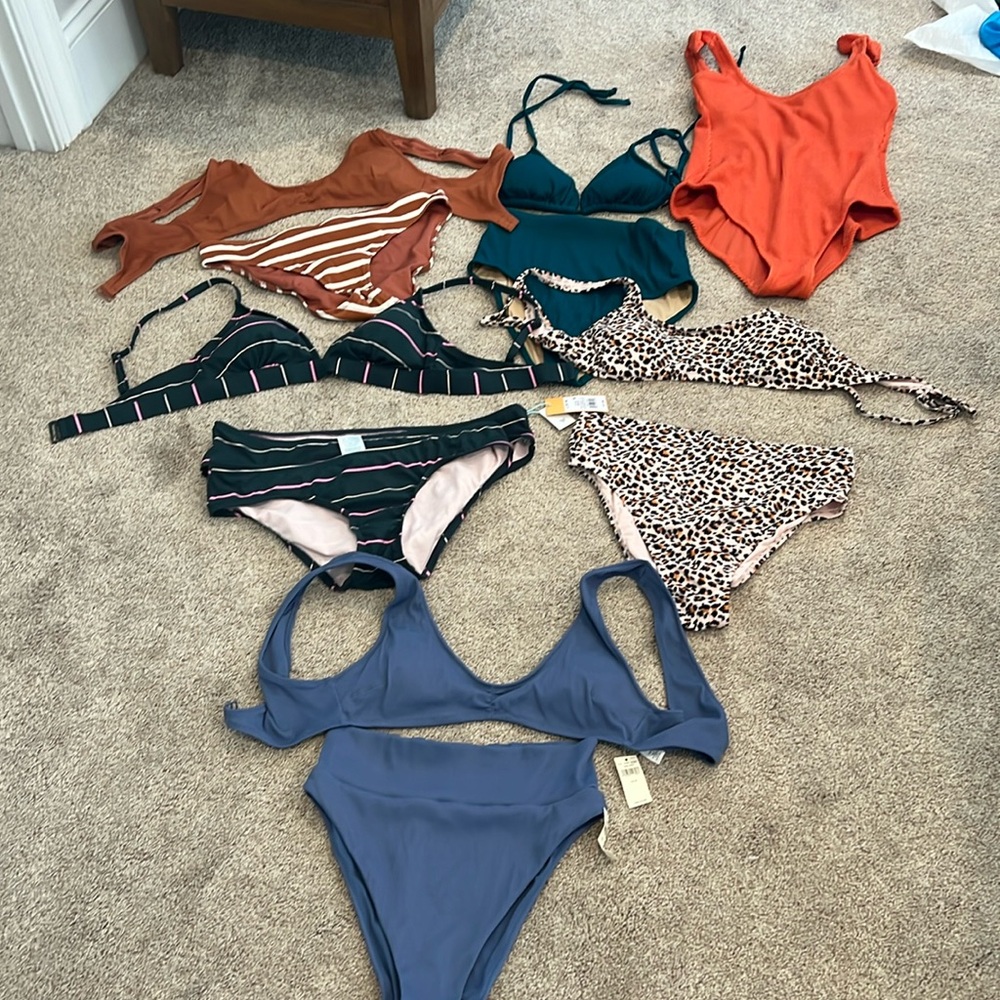 Medium swim bundle (Target/ Aerie/old Navy)